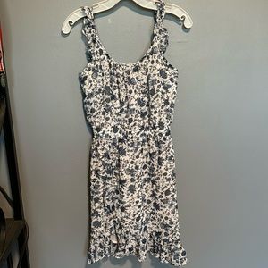 Oodji Ultra navy and white floral dress size 34 fits like an XS